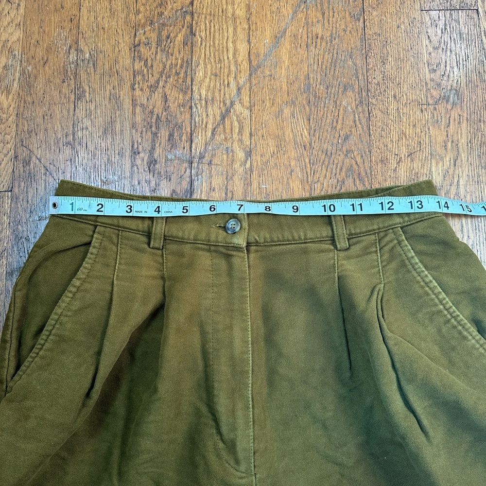 Vintage 90s United Colors of Benetton corduroy shorts sz 44 (US 8) - Picture 4 of 13